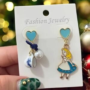 Alice in Wonderland Blue Heart Disney Princess Fairytale Cartoon Teacup Earrings